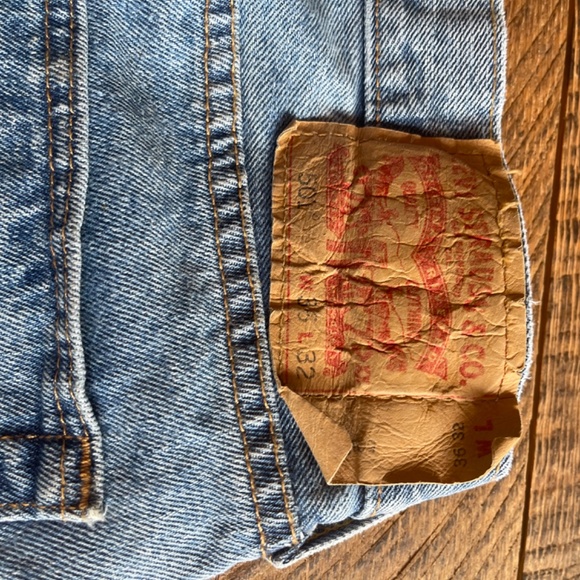 Levi’s 501 - Picture 5 of 10